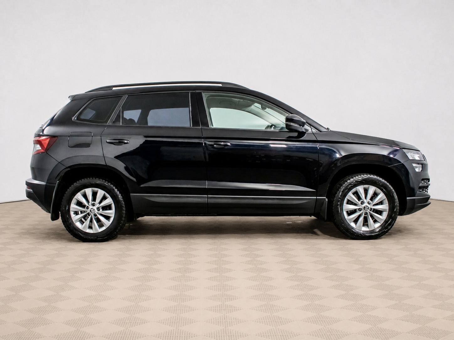 Skoda - Skoda Karoq DSG6 I, 2021