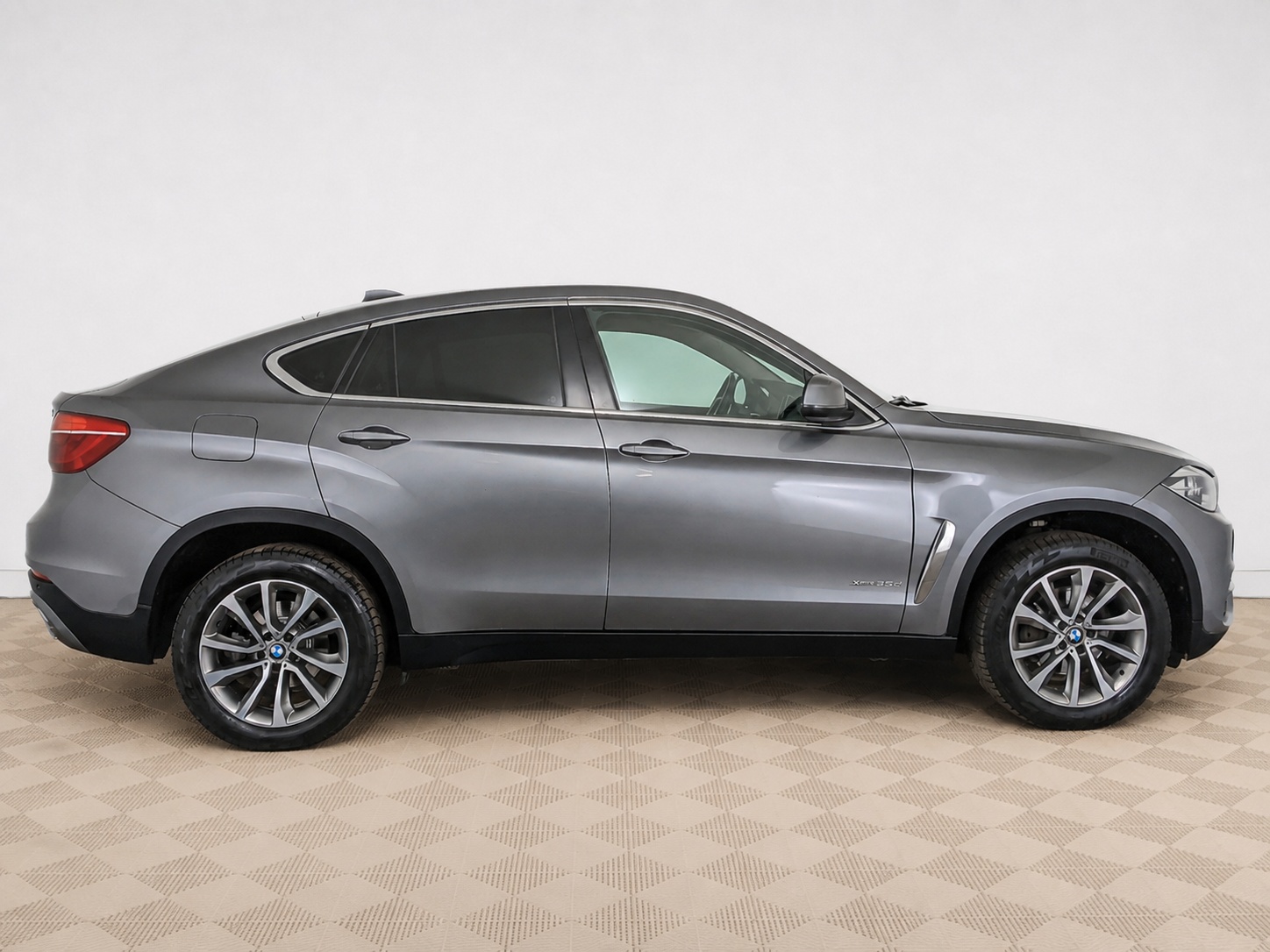 BMW - BMW X6, 2018