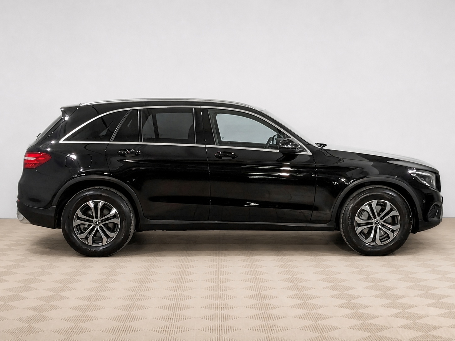 Mercedes-Benz - Mercedes-Benz GLC, 2017