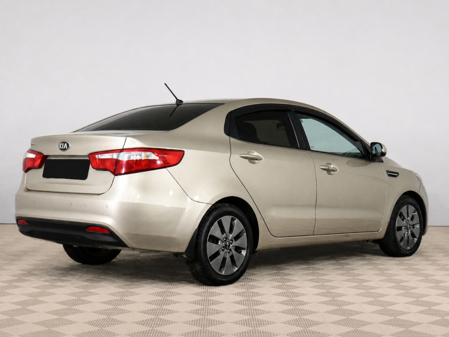 Kia - Kia Rio 6-speed III, 2014