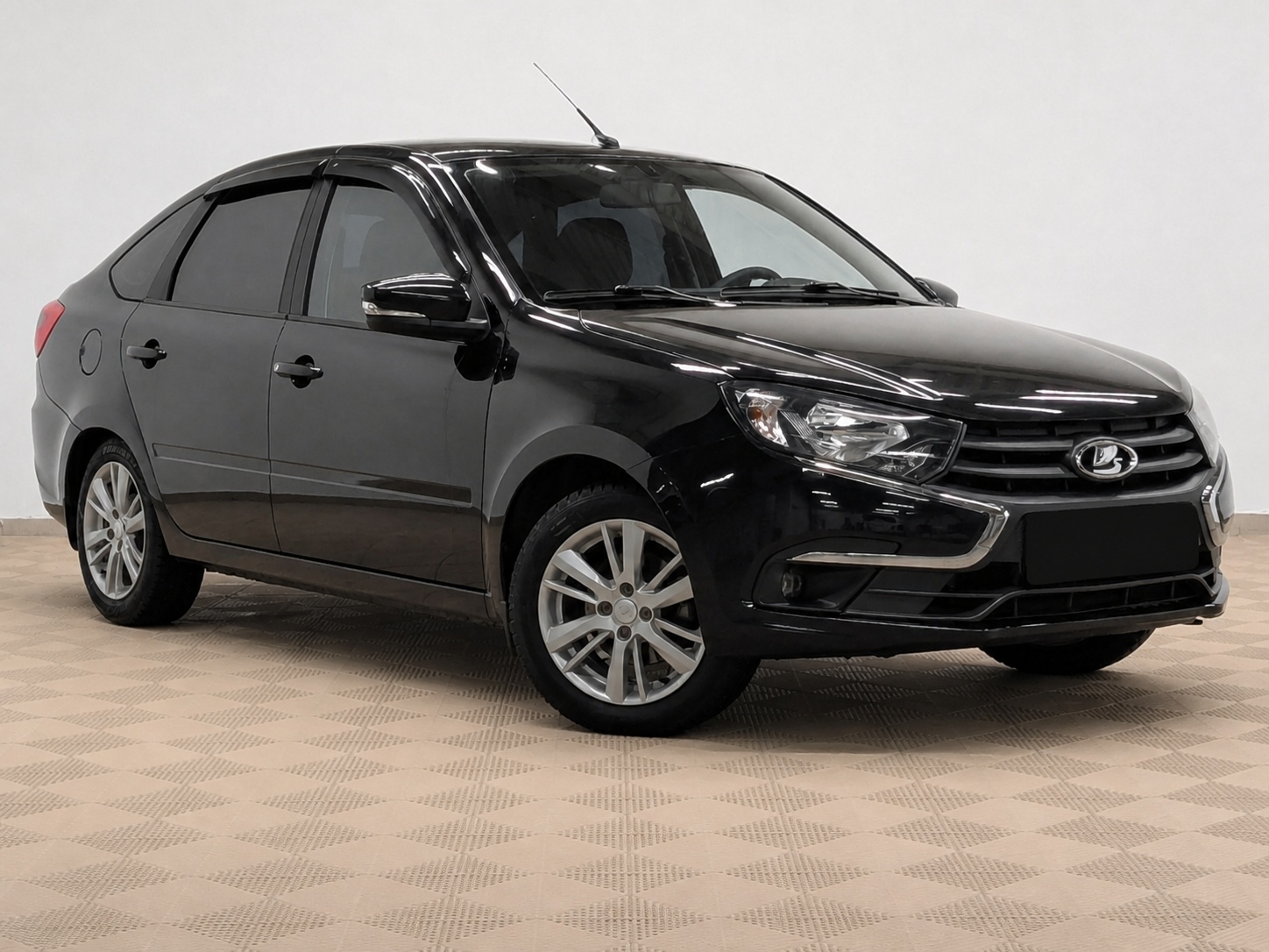 LADA (ВАЗ) - Lada Granta, 2022