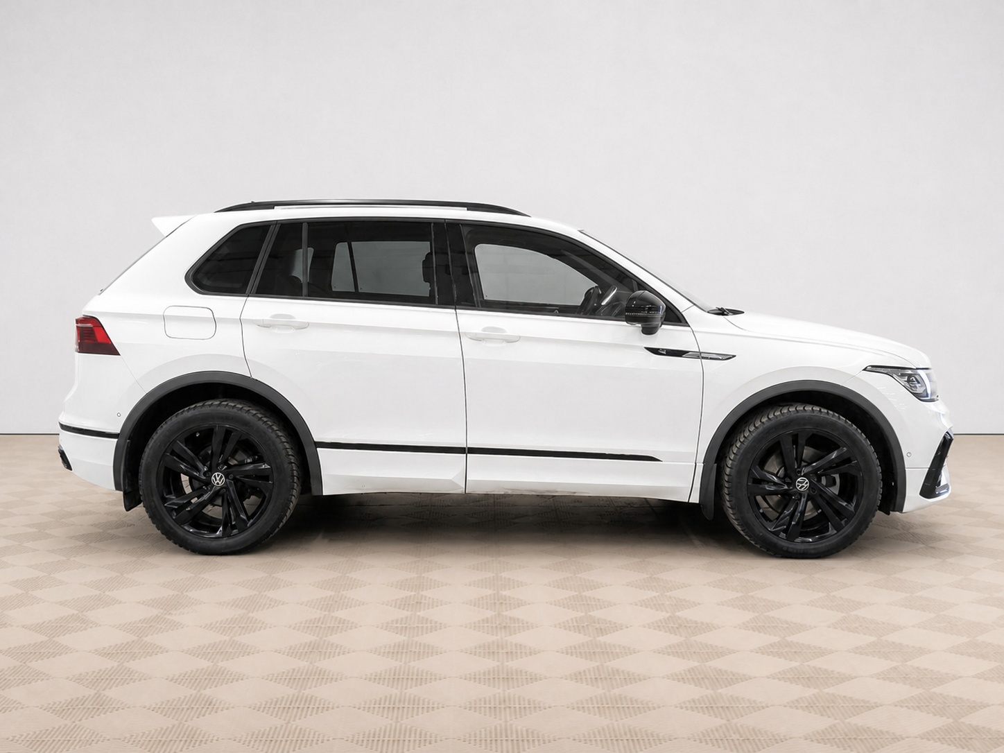 Volkswagen - Volkswagen Tiguan II Рестайлинг, 2021