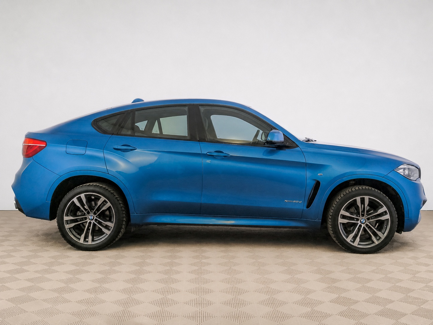 BMW - BMW X6, 2018