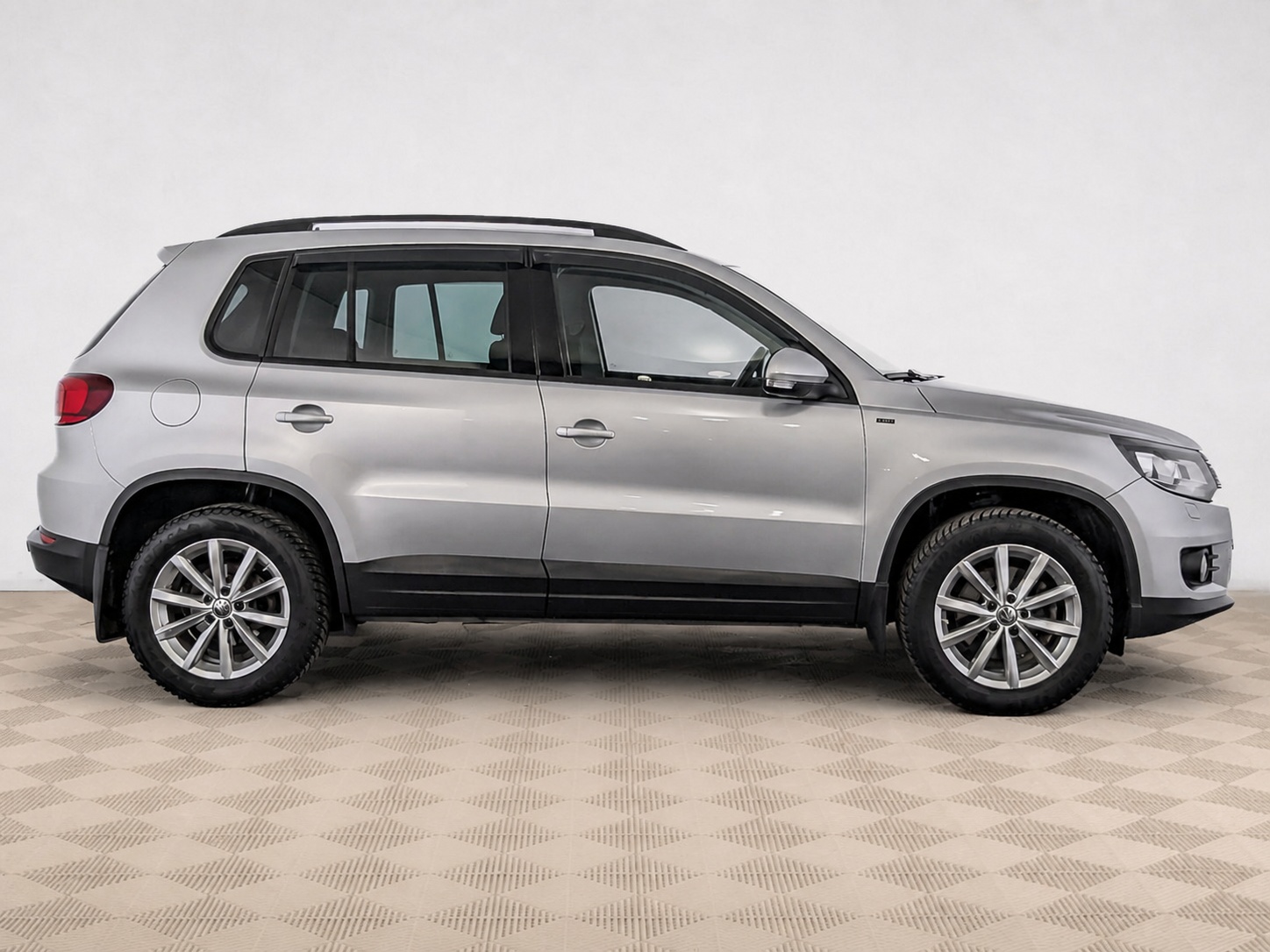 Volkswagen - Volkswagen Tiguan I Рестайлинг, 2016