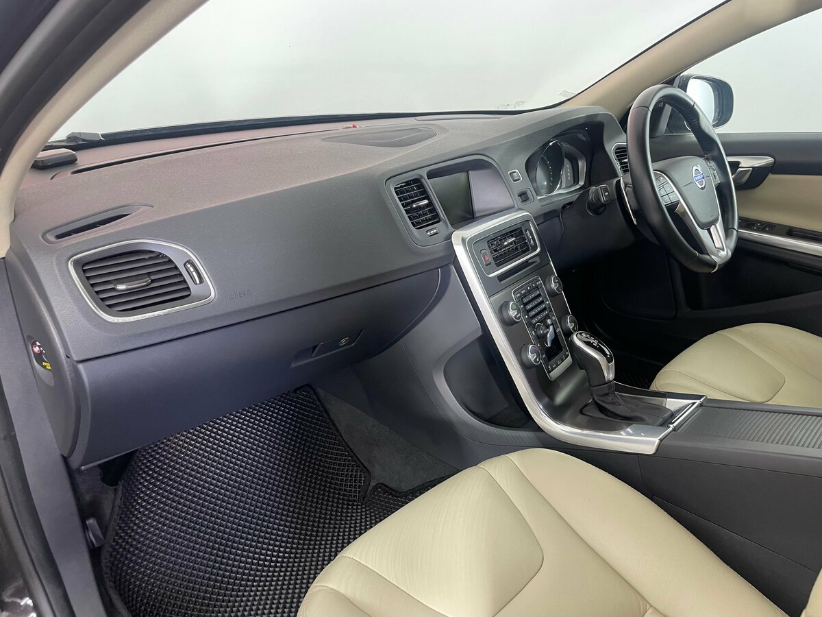Volvo - Volvo V60 I Рестайлинг, 2013