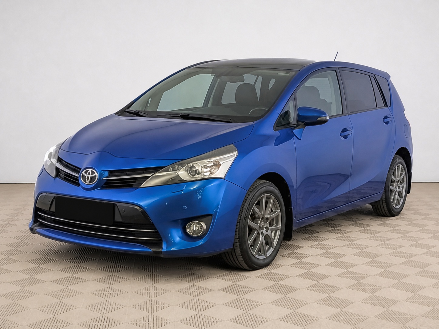 Toyota - Toyota Verso, 2014
